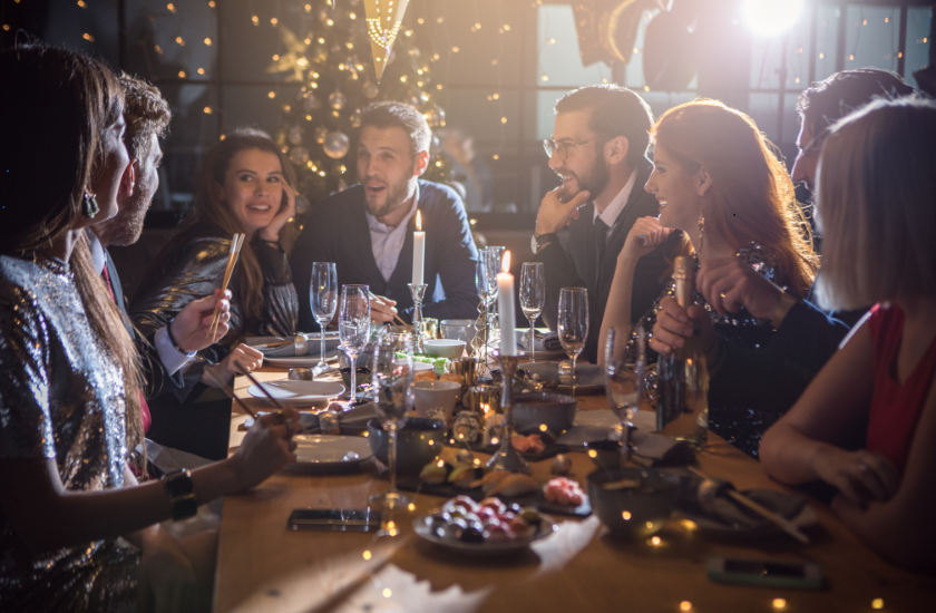 Corporate Year-End Parties: Boosting Team Spirit with Photo Booth Memories