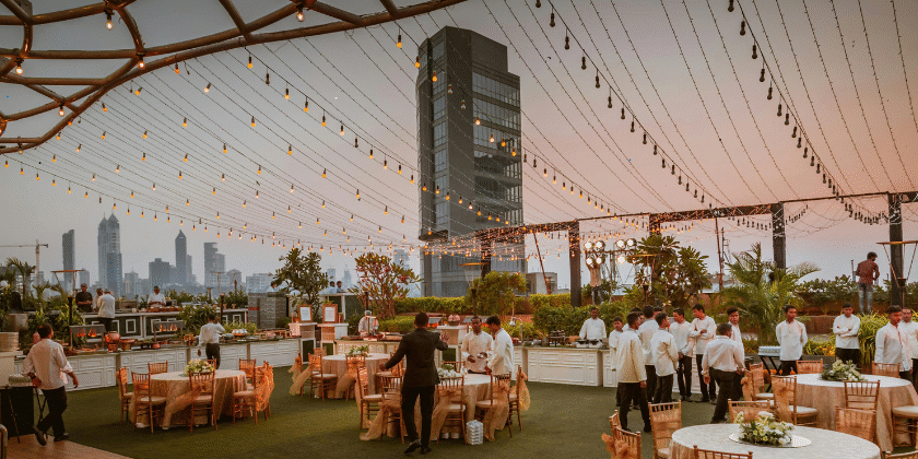 Planning Tips for Event Planners: Integrating a Photobooth Seamlessly